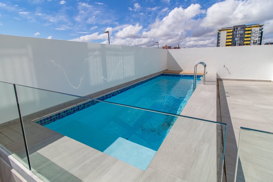 2 Bedroom Property for Sale in Woodstock Western Cape